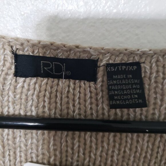 RDI Tunic Sweater - Picture 10 of 10